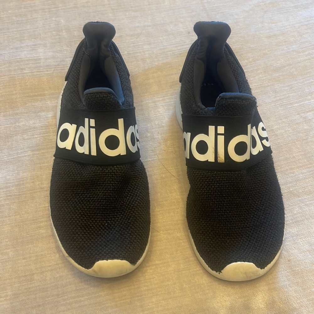 - Adidas boys lite racer slip on sneaker